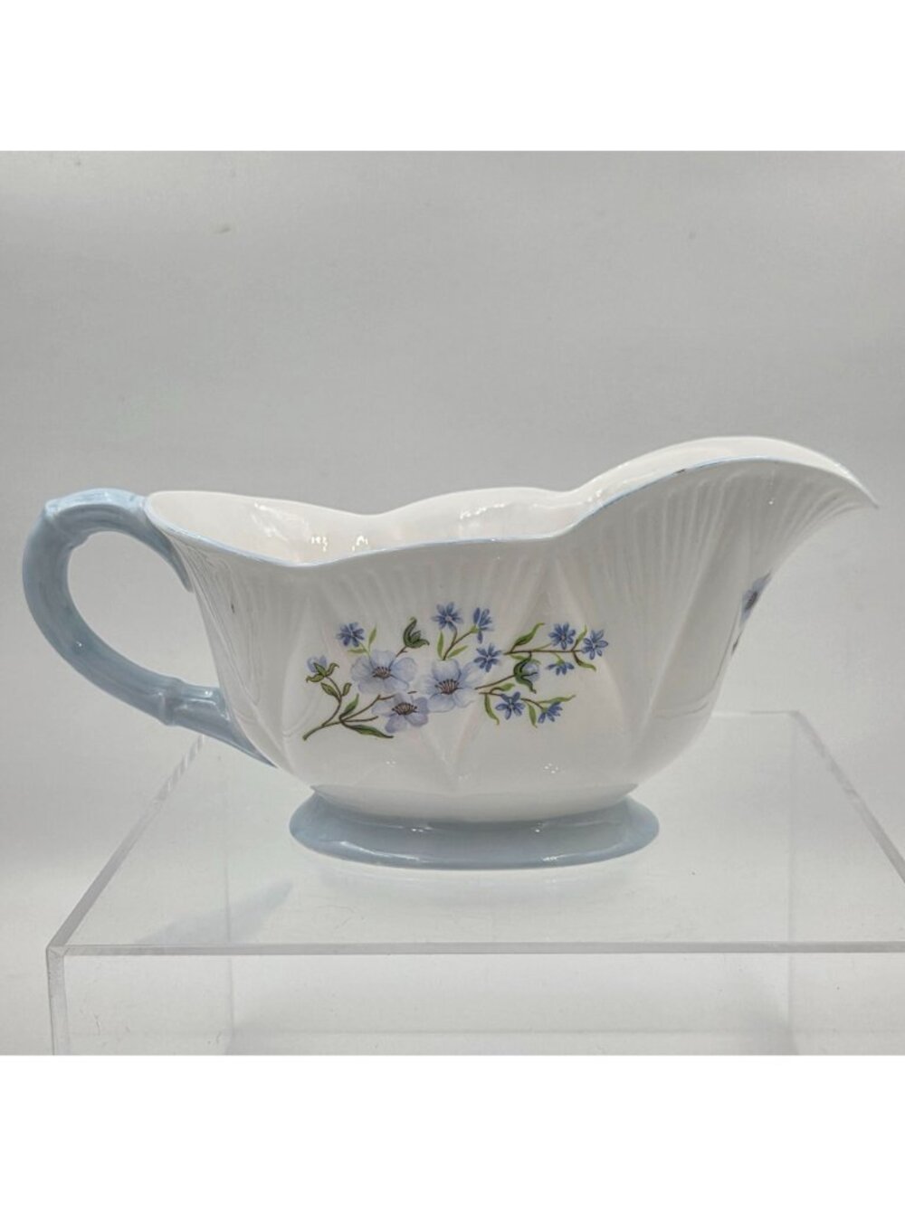 Shelley Blue Rock Dainty Gravy Boat Blue Trim Bone China English Botanical - Picture 2 of 10